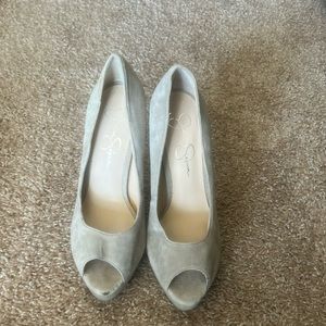Jessica Simpson pumps size 6